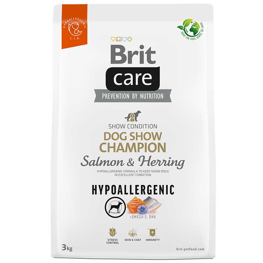 Brit care dog Hypo Dog Show champion Salmon & Herring